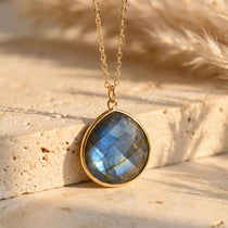 Pendentif "Élégance" en Labradorite - Dorée - L'Arbre des Chakras