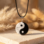 Pendentif "Yin-Yang" en Howlite & Obsidienne Noire