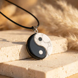 Pendentif "Yin-Yang" en Howlite & Obsidienne Noire