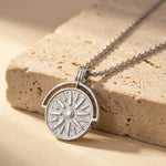 Pendentif "Solstice" – Doré ou Argenté