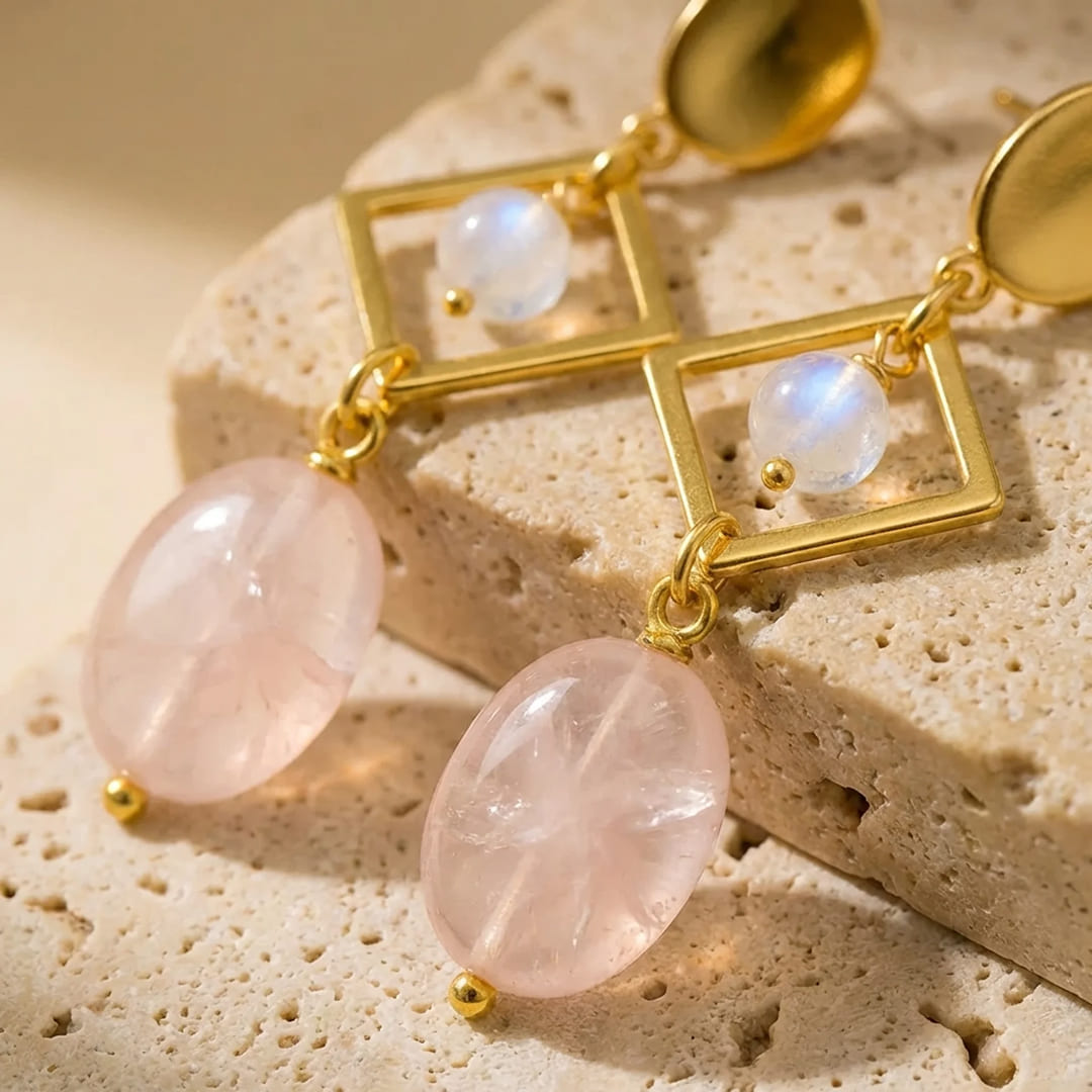 Boucles d’Oreilles "Émotion & Élégance" en Quartz Rose & Pierre de Lune - - L'Arbre des Chakras
